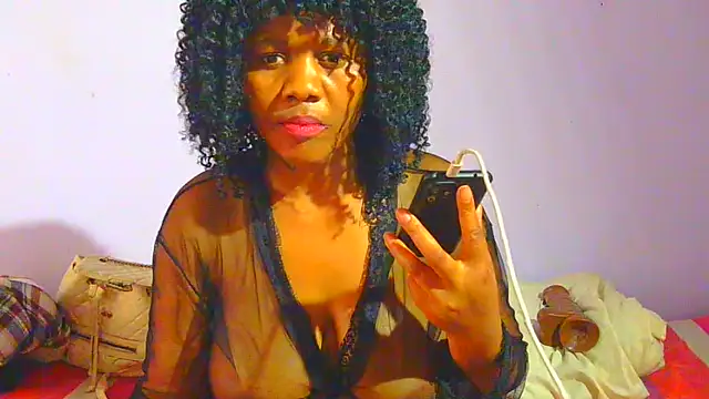 Augustine-Blooomxx webcam