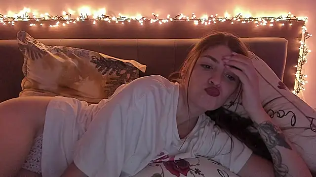 Fountainsquirtalexandra webcam