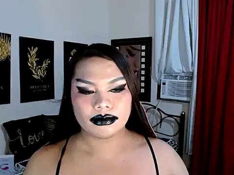 TSbrianaHugeCock webcam
