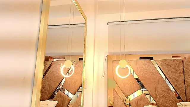 zarah_andrew__ webcam