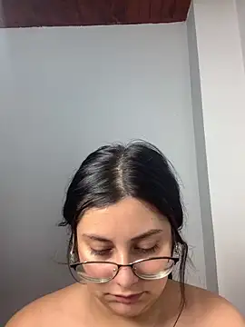 Webcam Model (Velma_star)  is live.Free join now!