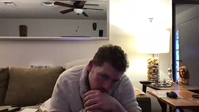 God_Of_ThundeRR webcam