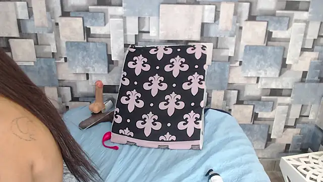 angel_dthroatt webcam