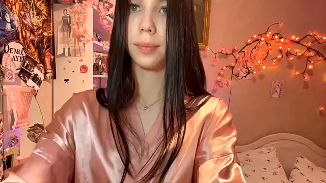 axykitten (F teen) - show my bra