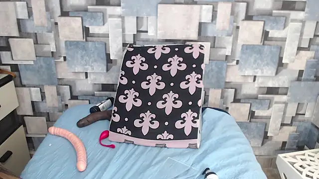 angel_dthroatt webcam