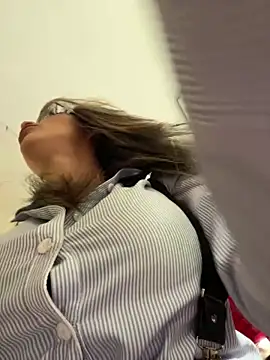 Isabella_Varella webcam