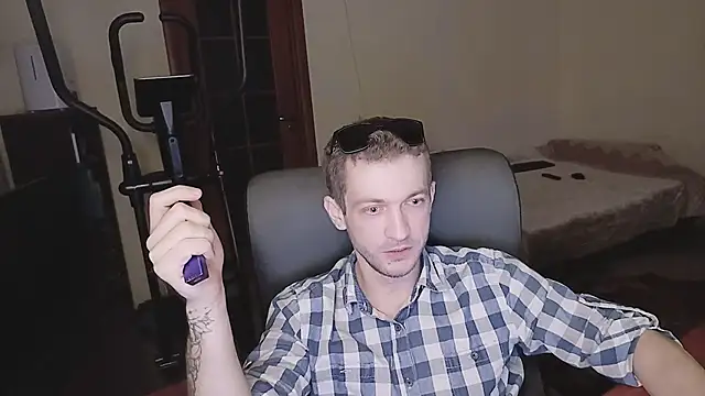 333Alone_in_theDark777 webcam