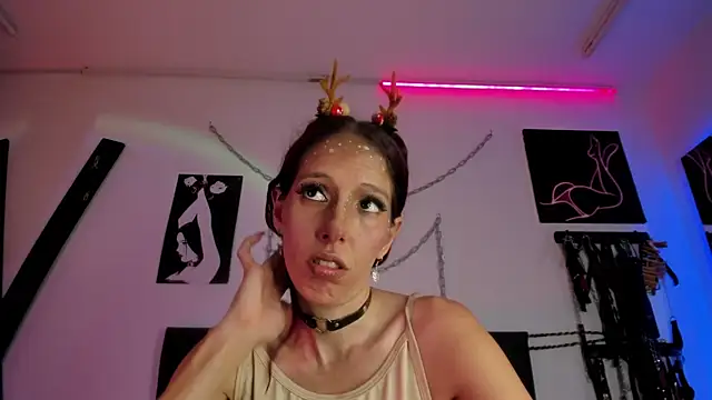 Little_Naughtty webcam