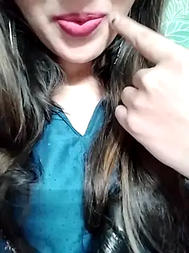 noor_darliing (F young) - Full nude pussy finger