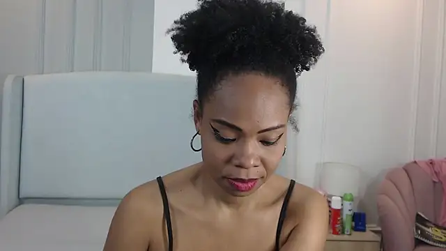 ChantalGarner webcam