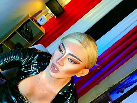 HOLLYWOOD_QUEEN_88 webcam