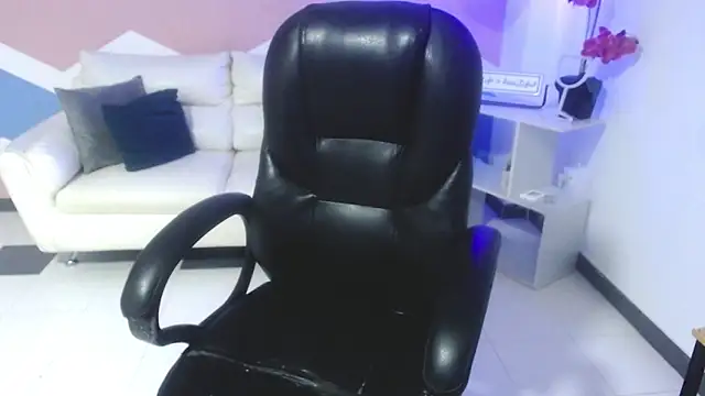 cataleya_eebony webcam