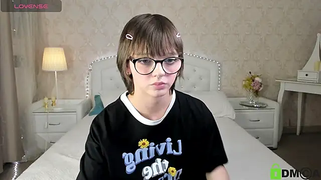 OliviaMacches webcam