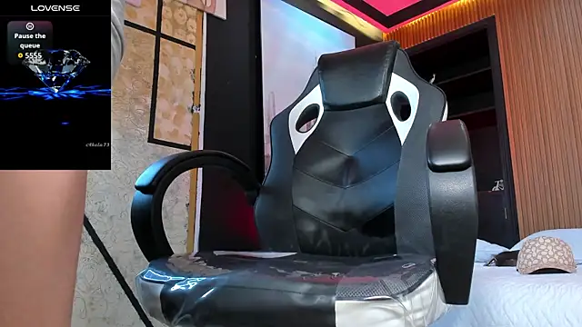 marcuscollins1_ webcam