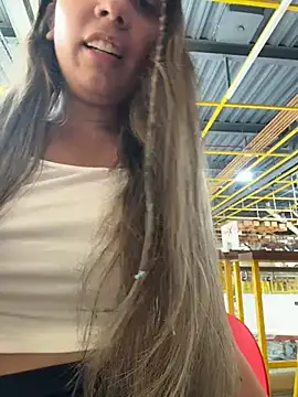 sarah_honey__ webcam