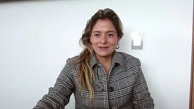 linda-mature43 webcam