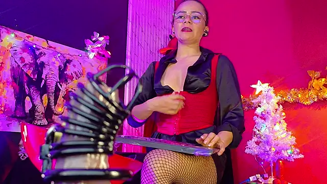 MistressSlut1 webcam