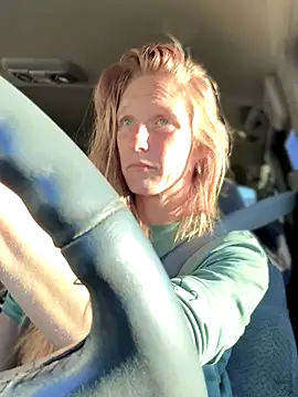 GoldenFlameGoddess webcam