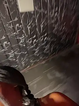 thyana_ls (F young) - my pussy wants to squirt daddy