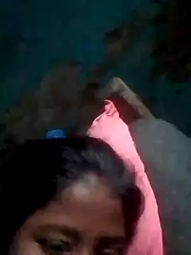 riya_houswife webcam