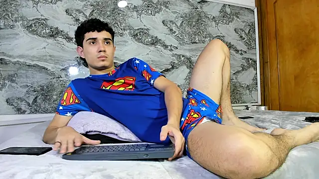 alejo_gray webcam