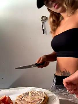 Ashleyroys_111 webcam