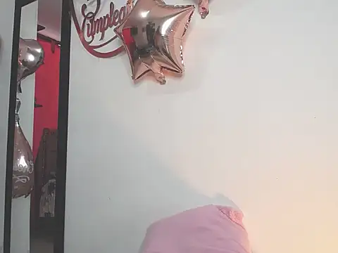 charlottekiss99 webcam