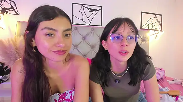 natalymary (G teen) - show ass without pantys