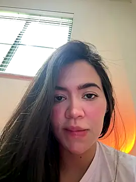 Webcam Model (xsweetv)  is live.Free join now!