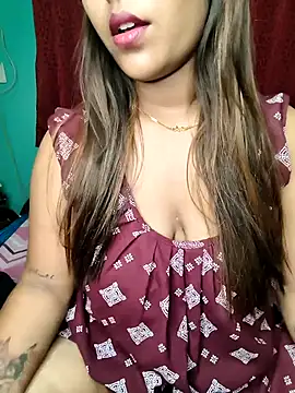 Webcam Model (Miss_Mayaa_)  is live.Free join now!