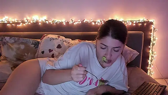 Fountainsquirtalexandra webcam