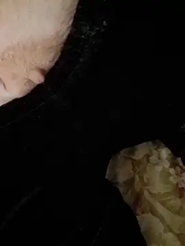 GypsyEsmeralda webcam