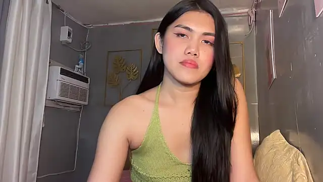 Delicate_Savannah webcam