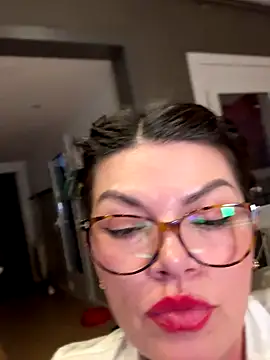 CarlaConnorTV webcam