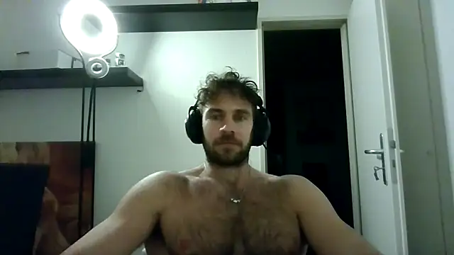 alpha-hunk webcam
