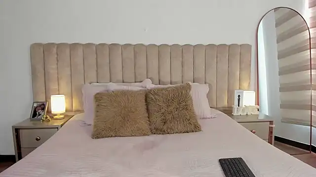 Sophie_Restrepo webcam