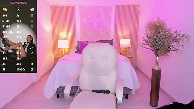 Antonella_Grayy webcam