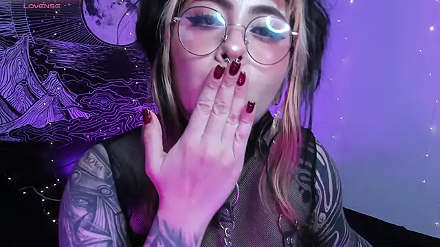 Hallucigenia_ webcam