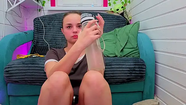 misss_vikk - Misss_Vikk's free webcam