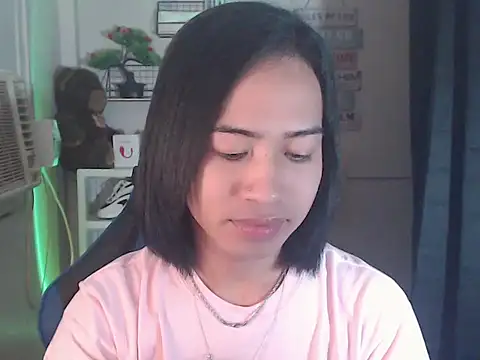 Miracle_TheBrat webcam