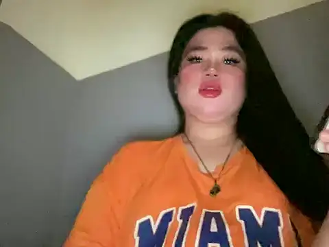 Naughtyrosecum webcam