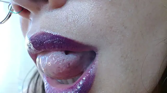 miss_evoleth2 webcam