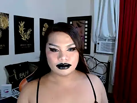 TSbrianaHugeCock webcam