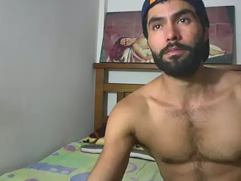 hideonbush051 webcam