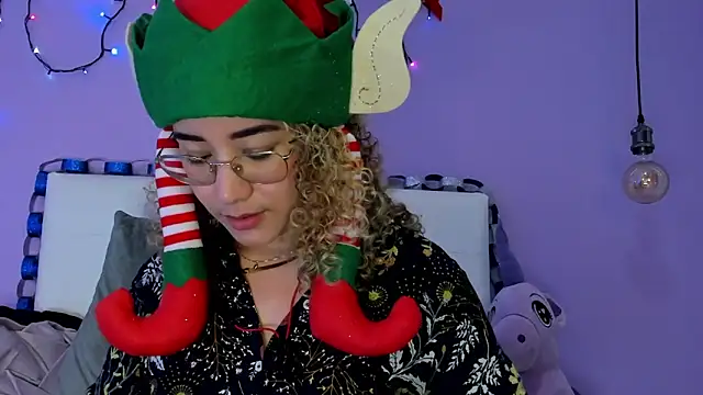 charlotte11-11 - Charlotte11-11's free webcam