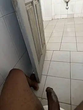 Black-mamba-madingo webcam