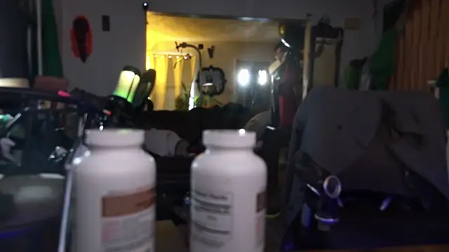 MasterDaddyCool webcam