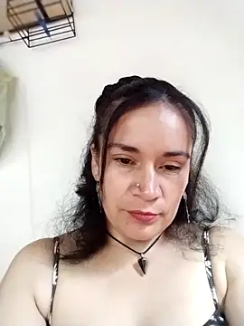LilyMature_x webcam