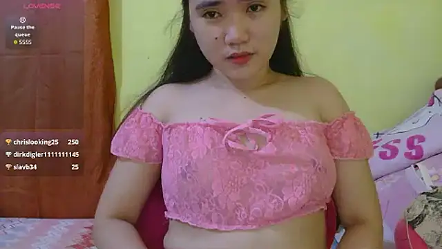 HornyAsian4uxx webcam