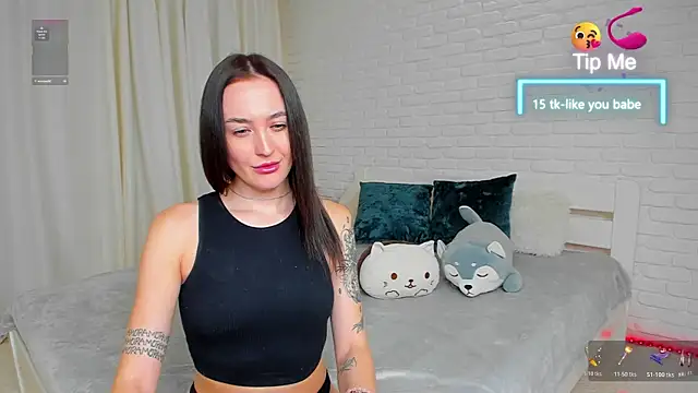 Megan_Cuddly webcam